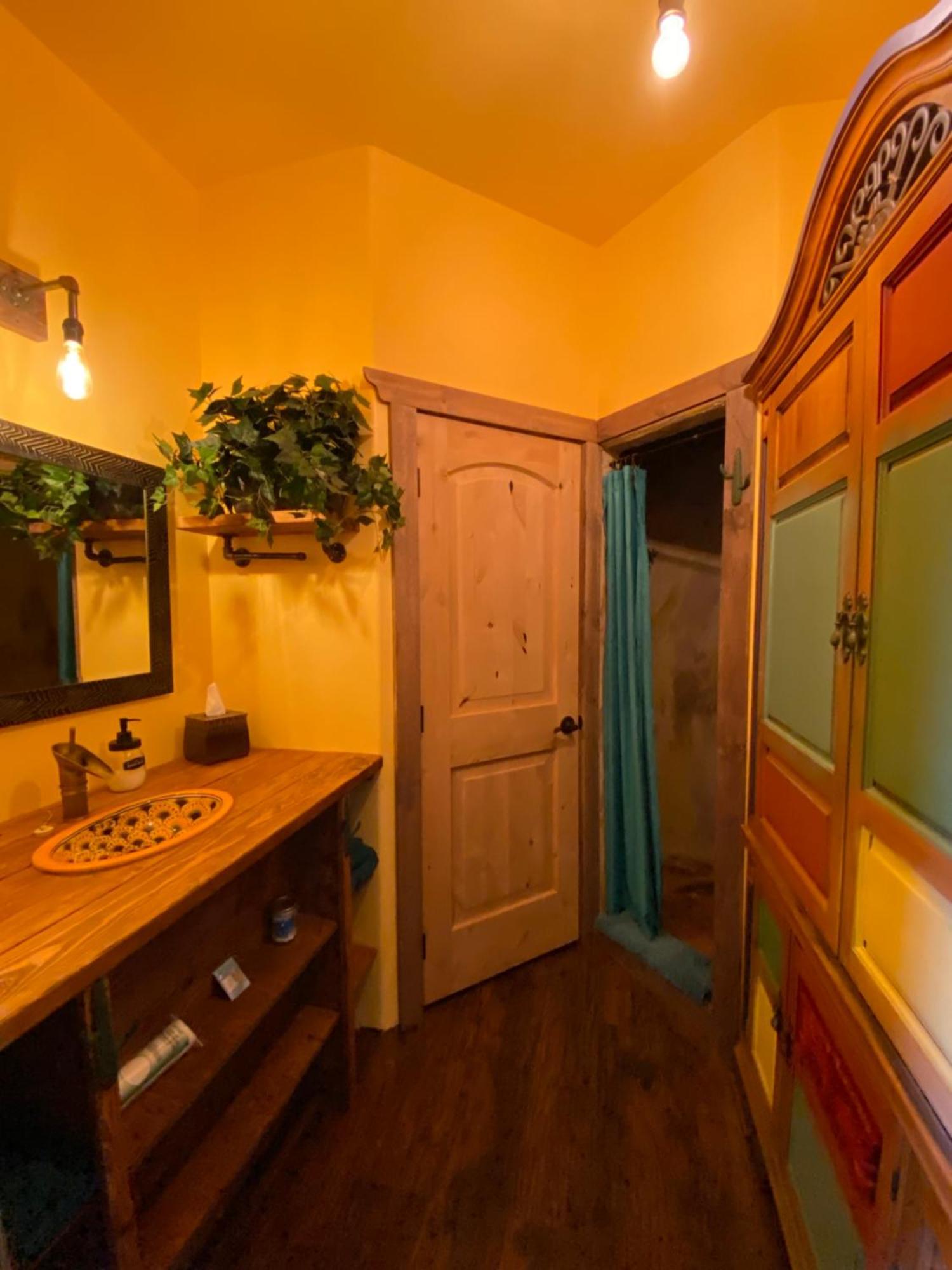 קנב Oranch House, Studio & Wilderness מראה חיצוני תמונה